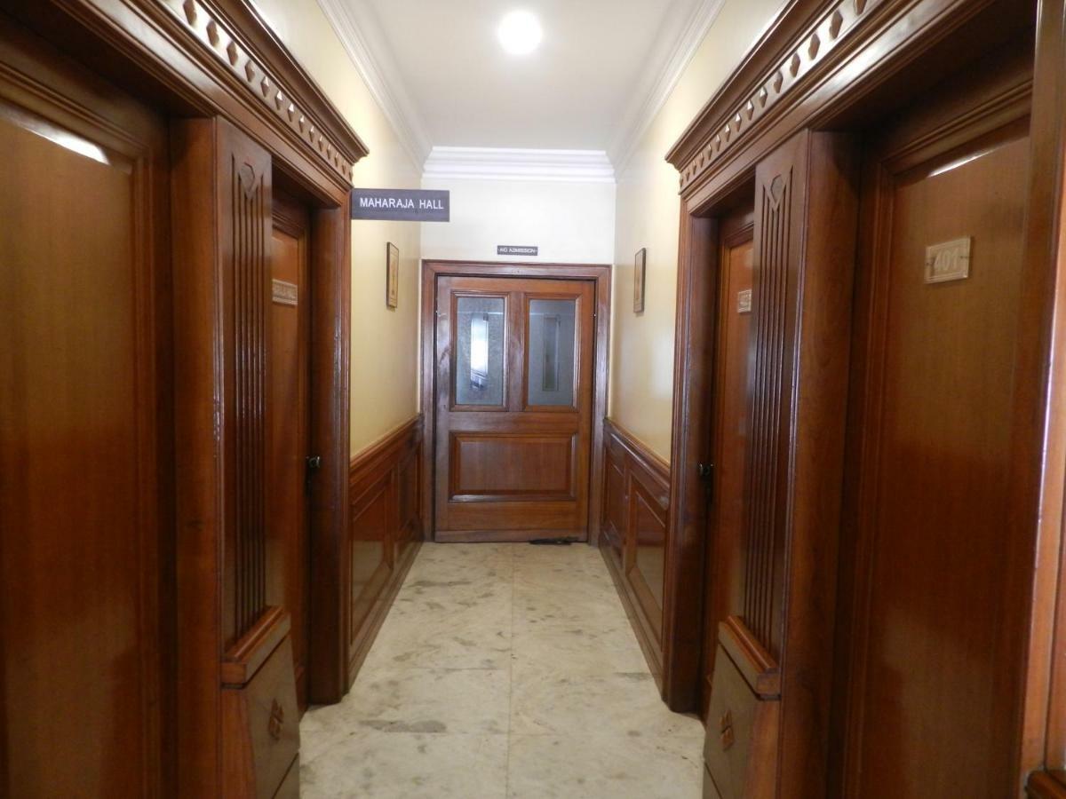 Hotel Ayodhya Kolhapur Exterior photo